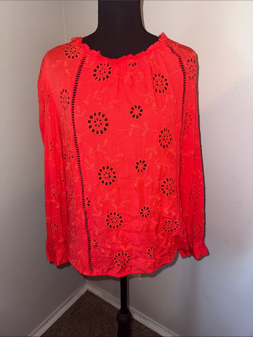 Red Eyelet Floral Long-Sleeve Blouse - Unbranded